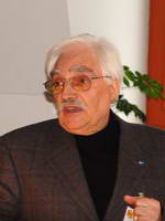Dr. Rolf Ukrow